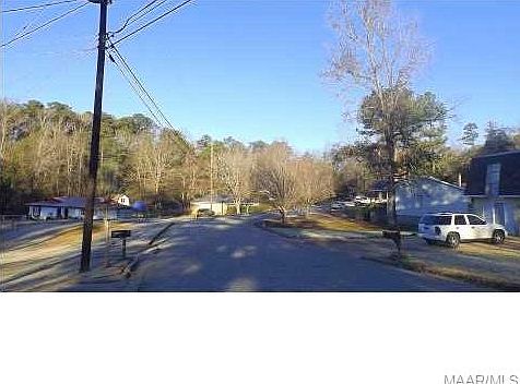 3rd image of 105 Kingston Pl