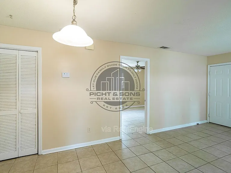 836 Richmond St #10 — Photo 8