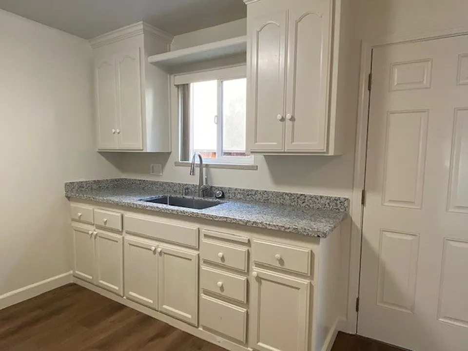 754 Teresi Ct #3