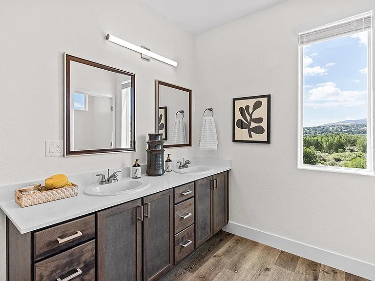 The Retreat Luxury Apartments — Photo 25