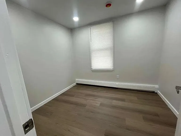 178-180 3rd St #1 — Photo 7