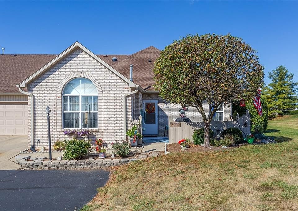 1st image of 11662 Winding Wood Dr #31