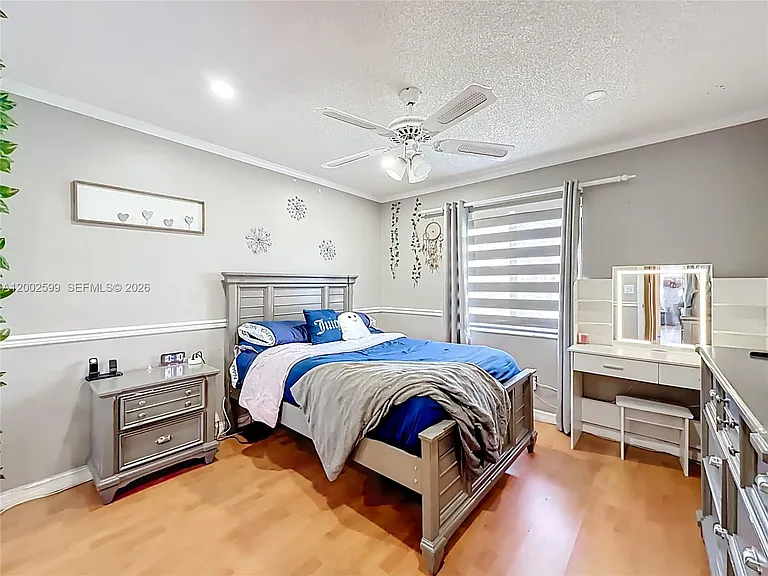 8060 NW 51st Ct — Photo 37