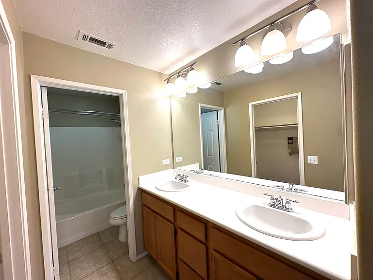 3278 Garons Ln — Photo 6