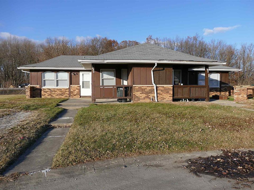2nd image of 2804 & 2806 N Kaster Ct