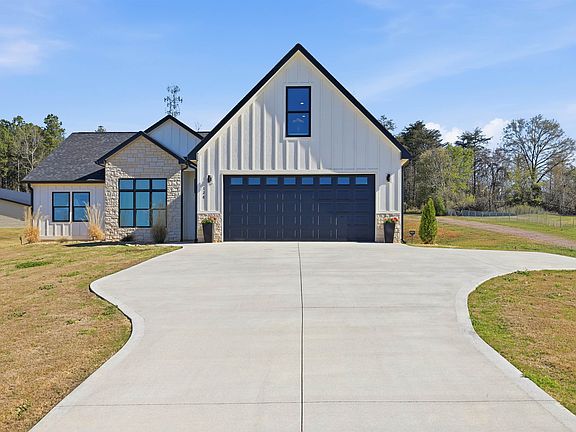 3rd image of 128 Cothran Rd