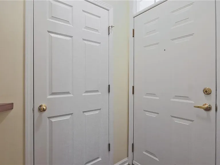 8102 Woodland Ln #8102 — Photo 7