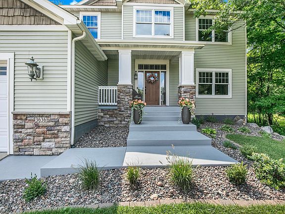 2nd image of 3636 Southridge Ct