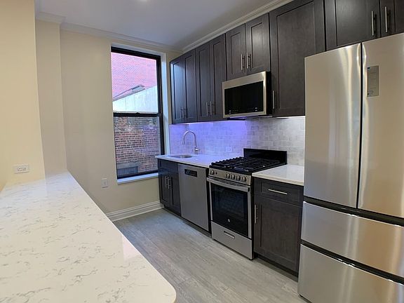 2nd image of 151 E 81st St #6FF