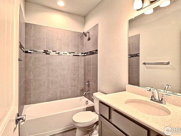 3rd image of 1692 Grand Ave #3