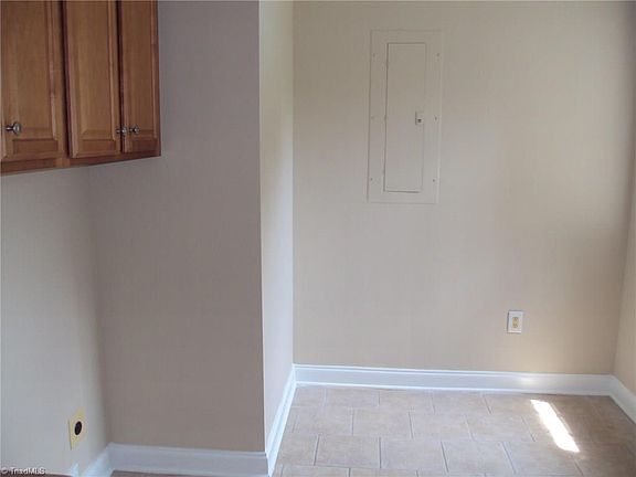 2nd image of 632 Wigeon Dr