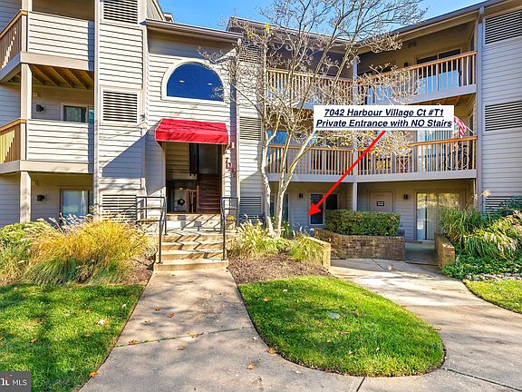 3rd image of 7042 Harbour Village Ct APT T-1