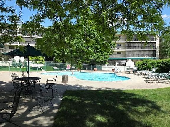 5th image of 10531 Cedar Lake Rd APT 214