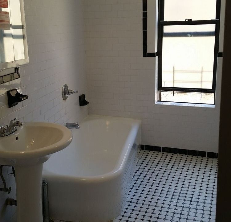 1st image of 19 Seaman Ave APT 2L