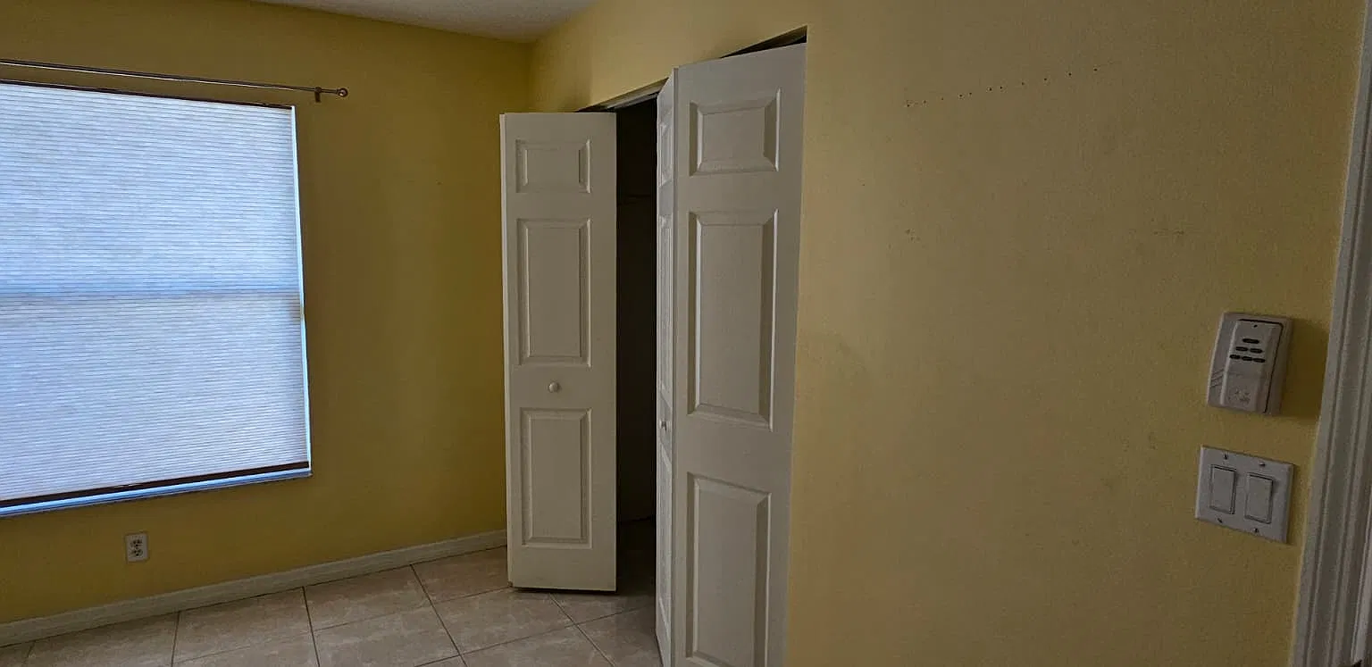 4 bed, 1997 sqft, $850 — Photo 1
