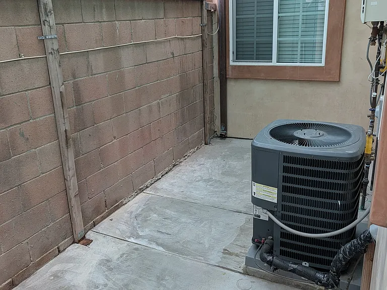 13715 Fellows Ave — Photo 20