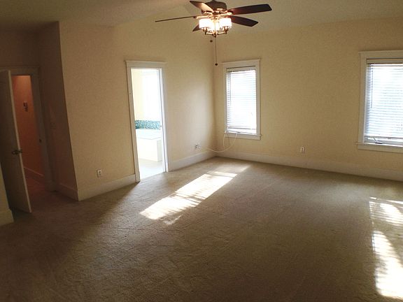 5th image of 9569 7th Bay St #A