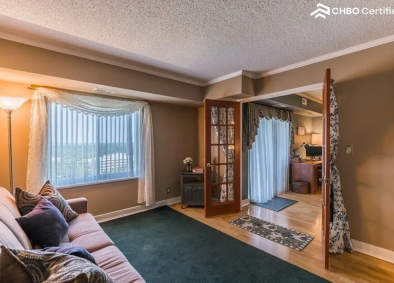 8380 Greensboro Dr #810 — Photo 22