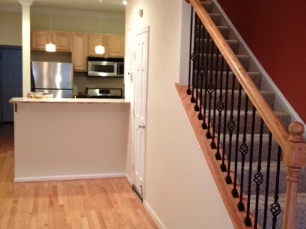 317 16th St SE, Washington, DC 20003