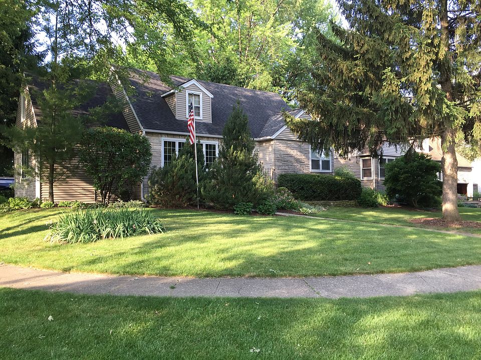 1st image of 1932 E Willow Ave