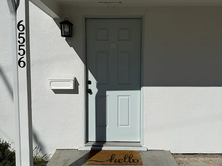6556 Comly St — Photo 2