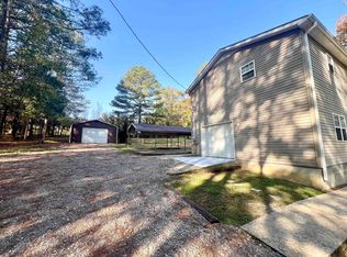 120 Oakview Dr, Adamsville, TN 38310