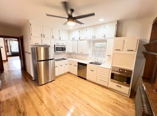 5053 W Berenice Ave, Chicago, IL 60641
