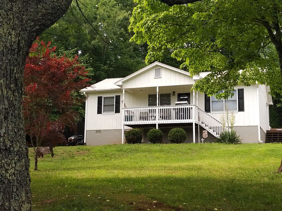 1st image of 38 Pecks Creek Ct