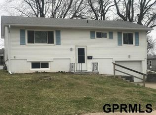 7013 S 79th St, La Vista, NE 68128