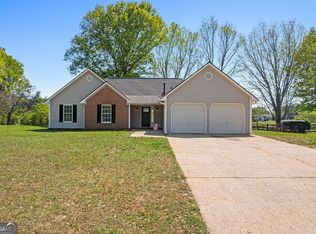 1835 Woodberry Ct, Canton, GA