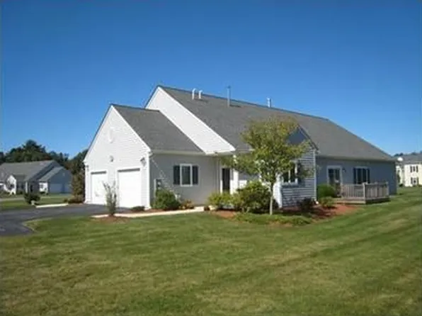 25 Village Way, Westport, MA 02790