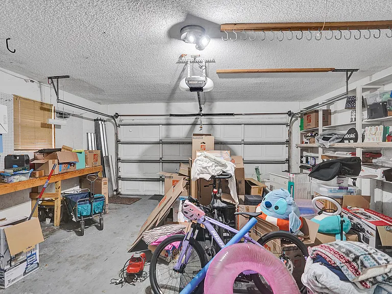 2281 NW 36th St — Photo 30