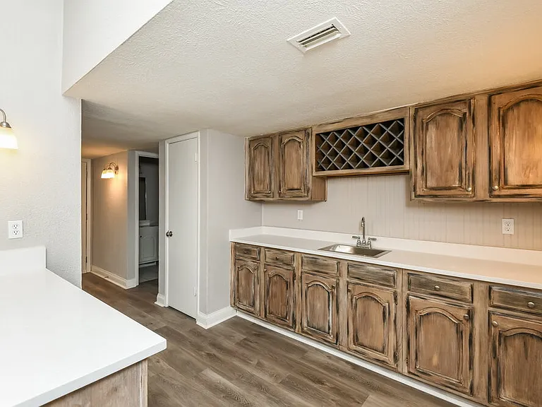 4301 Campion Ln — Photo 5