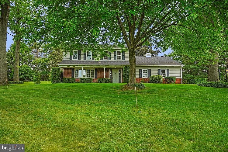 1st image of 1180 Foxview Rd