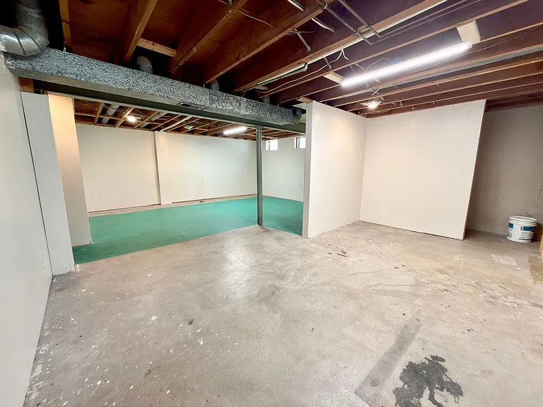7860 Sequoia Ct — Photo 16