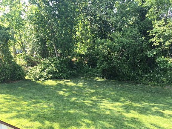 2nd image of 5 Garden Pl