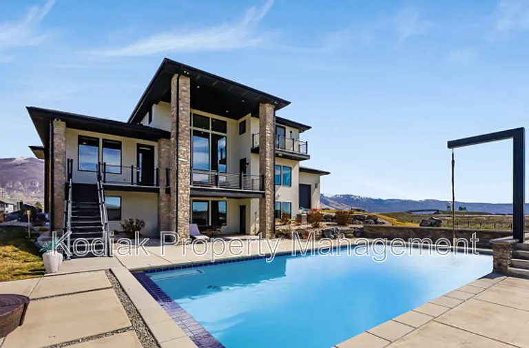 454 S Buffalo Ranch Rd W — Photo 48