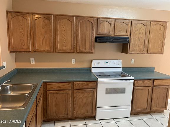 3rd image of 13216 W Mauna Loa Ln