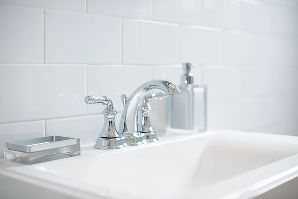 Rented by Thor Equities | media 21