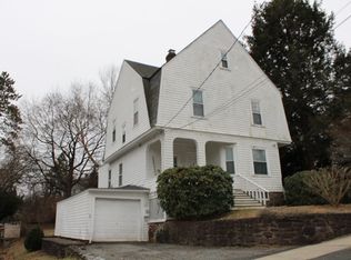 4 Spring Ter, Greenfield, MA 01301