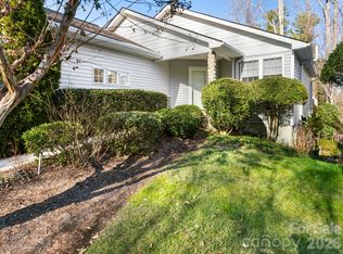 305 Ewarts Hill Rd, Hendersonville, NC 28739