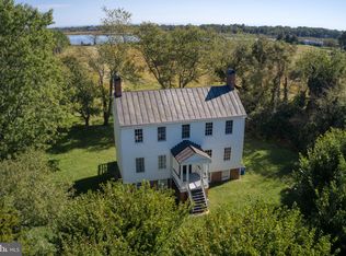 690 Smith Point Rd, Reedville, VA 22539