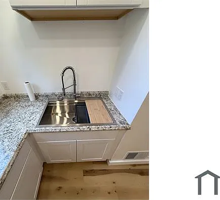 210 Oakwood Ave — Photo 16