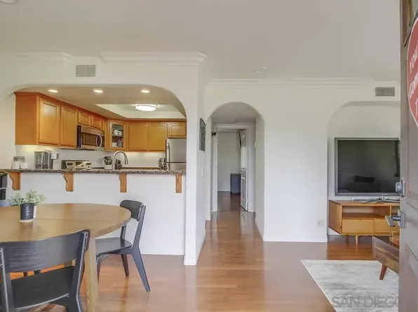 2736 B St Unit 205, San Diego, CA 92102