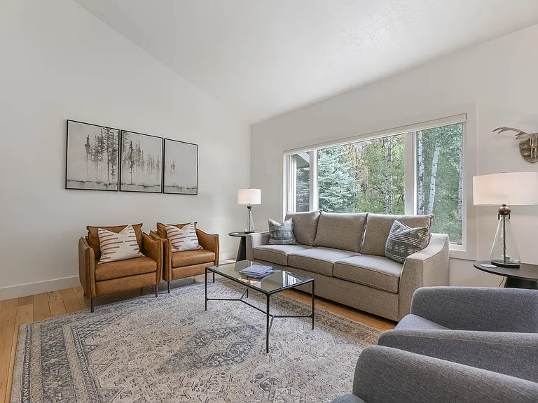 4445 Hidden Cove Rd — Photo 12