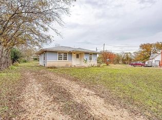 401 E Main St, Florence, TX 76527