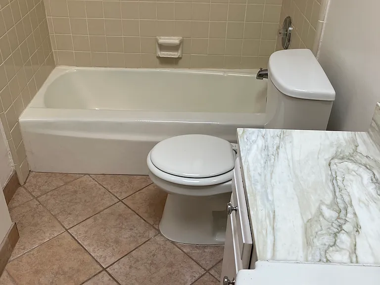 2020 Idaho Ave — Photo 10