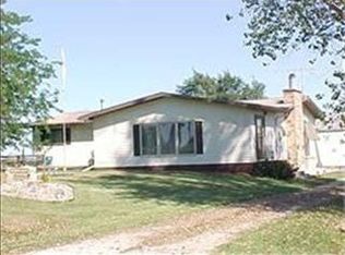 2669 Dakota Ave, Janesville, IA 50647