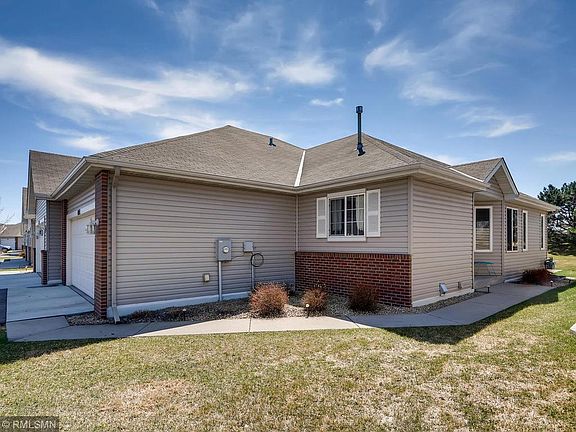 2nd image of 10551 64th Ln NE