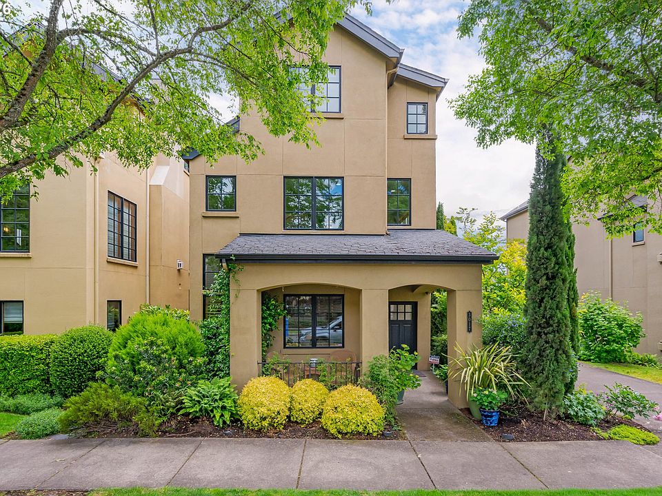 1st image of 3017 Lord Byron Pl
